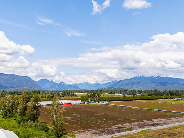 18365 Lougheed Highway, Pitt Meadows, BC, V3Y 2J6 - 40