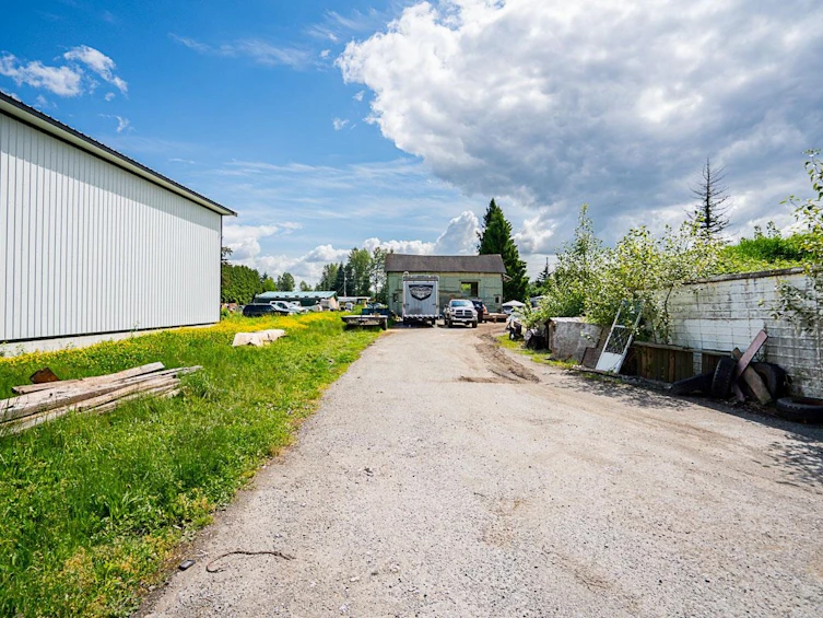 18365 Lougheed Highway, Pitt Meadows, BC, V3Y 2J6 - 24