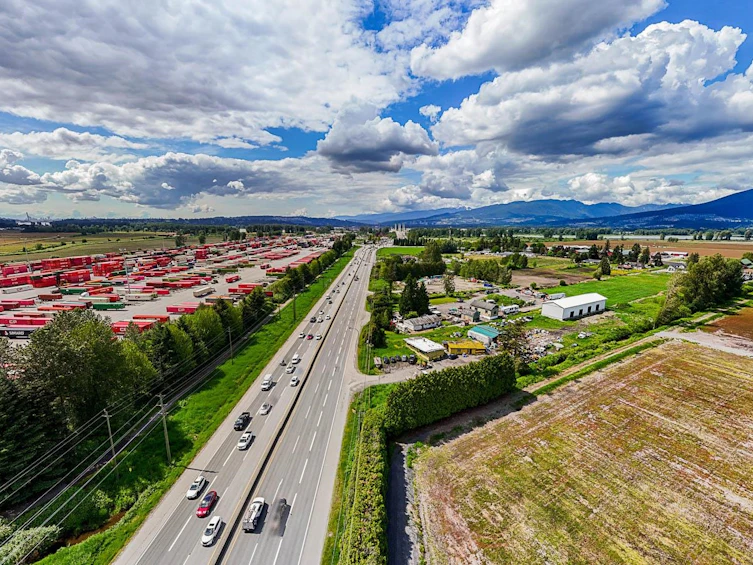 18365 Lougheed Highway, Pitt Meadows, BC, V3Y 2J6 - 36