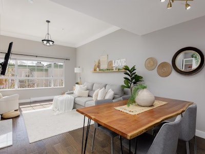 437-2980 Princess Crescent - 2