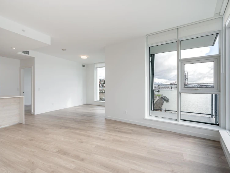 808-660 Quayside Drive, New Westminster, BC, V3M 0P1 - 4