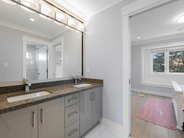 6960 Bryant Court, Burnaby, BC, V5E 1S9 - 25
