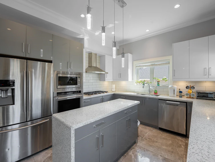 6960 Bryant Court, Burnaby, BC, V5E 1S9 - 10
