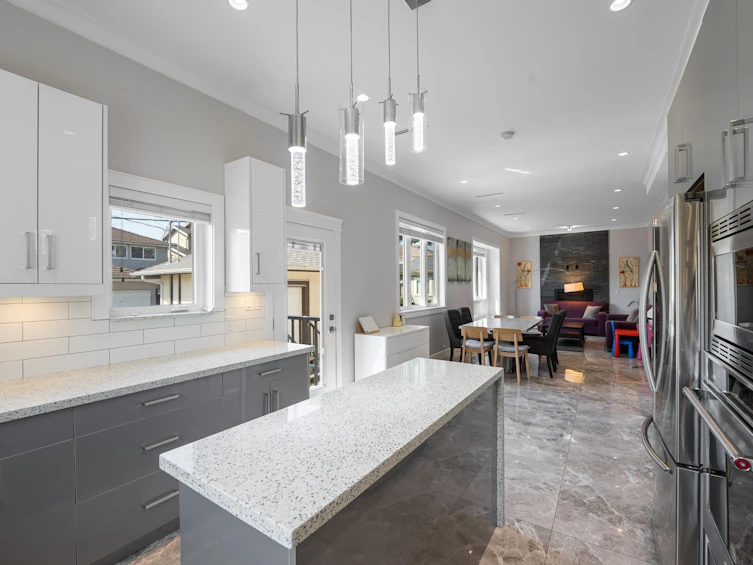 6960 Bryant Court, Burnaby, BC, V5E 1S9 - 11