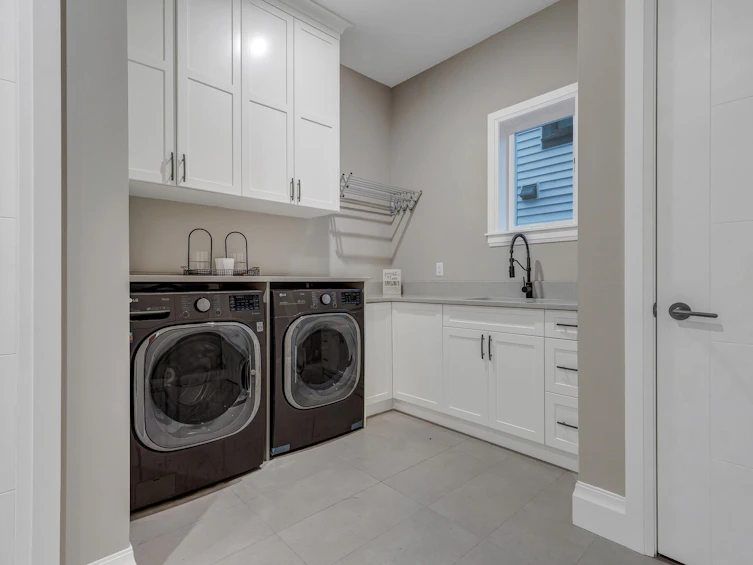 46123 Roy Avenue, Chilliwack, BC, V2R 2C2 - 32