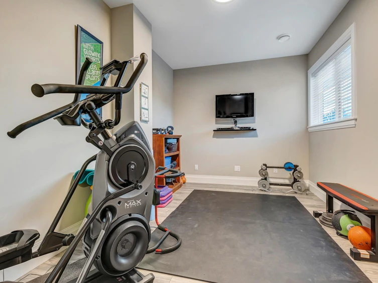 46123 Roy Avenue, Chilliwack, BC, V2R 2C2 - 29