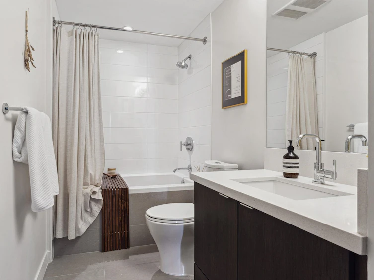 615-384 E 1st Avenue, Vancouver, BC, V5T 0G5 - 12
