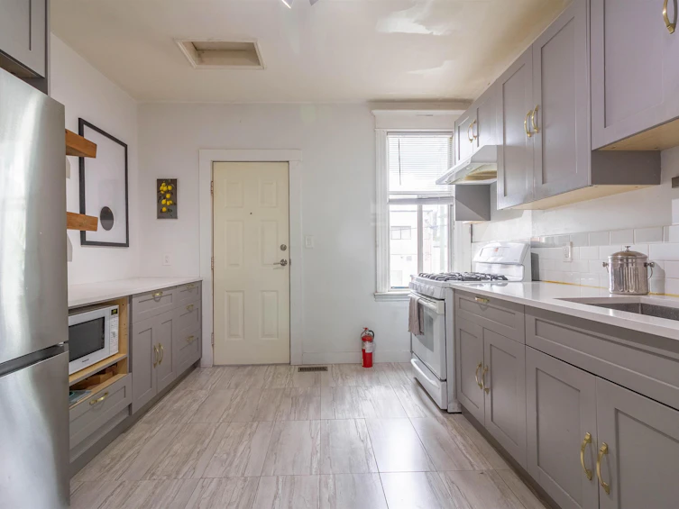 1127 E Pender Street, Vancouver, BC, V6A 1W6 - 8