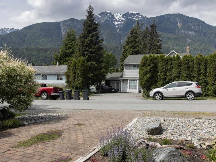 41884 Faith Road, Squamish, BC, V0N 3G0 - 19