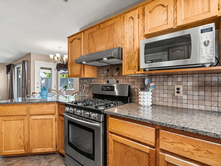 18687 56a Avenue, Surrey, BC, V3S 7Y2 - 24