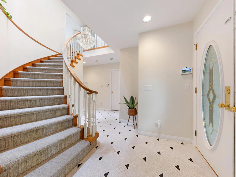 20713 90 Avenue, Langley, BC, V1M 2N4 - 2