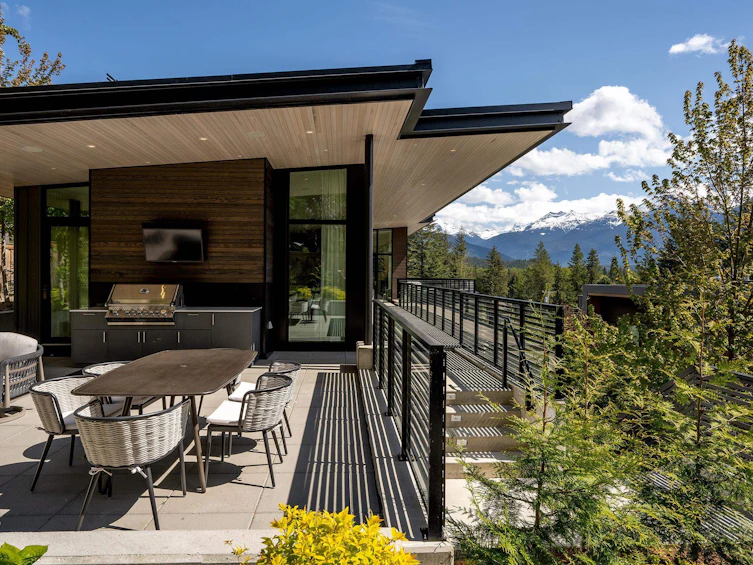 8504 Drifter Way, Whistler, BC, V8E 0G2 - 8