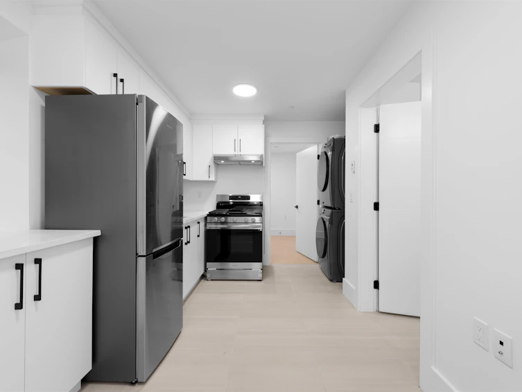 670 E 64 Avenue, Vancouver, BC, V5X 2N2 - 24