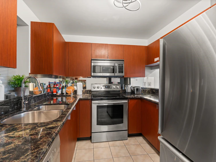 610-555 Abbott Street, Vancouver, BC, V6B 6B8 - 7