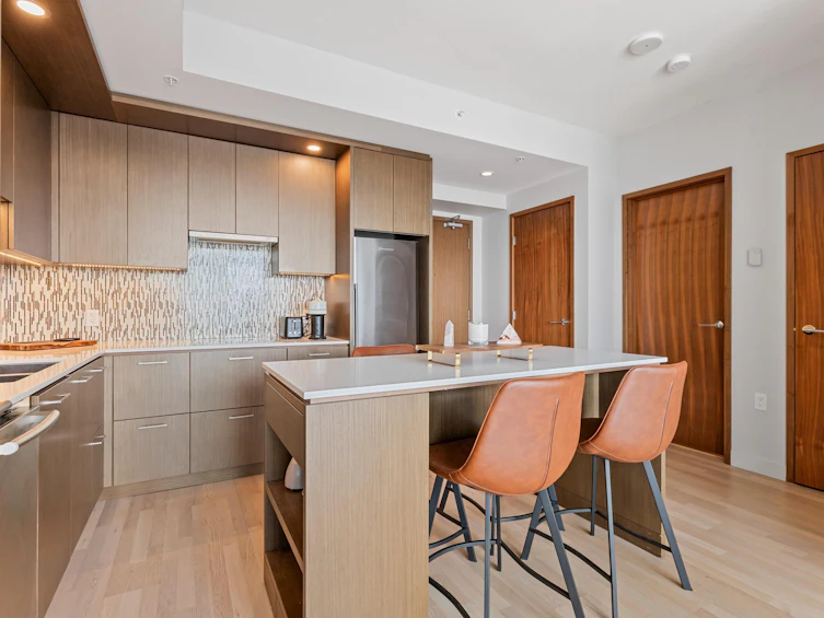 4807-13495 Central Avenue, Surrey, BC, V3T 0K2 - 8