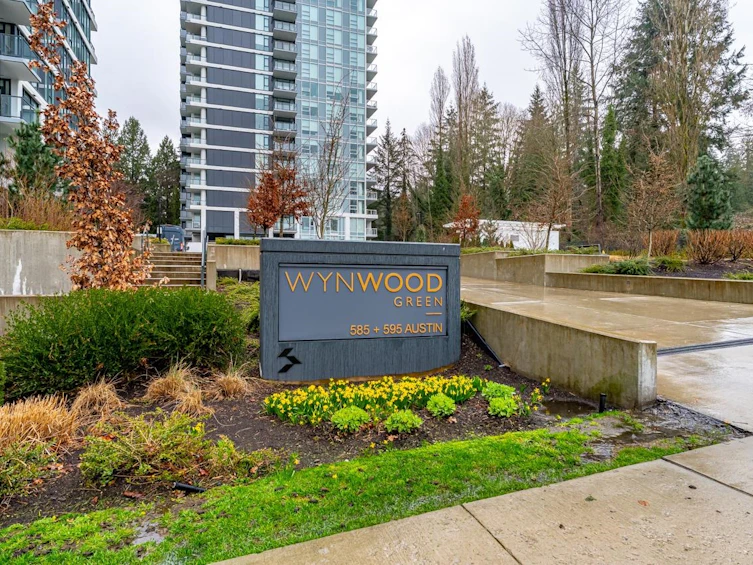 902-585 Austin Avenue, Coquitlam, BC, V3K 0G6 - 36
