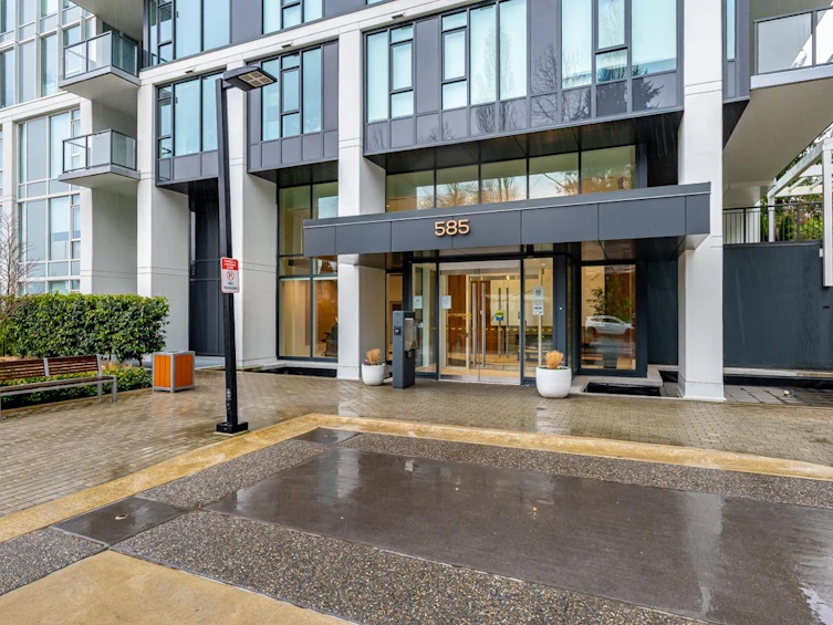 902-585 Austin Avenue, Coquitlam, BC, V3K 0G6 - 37