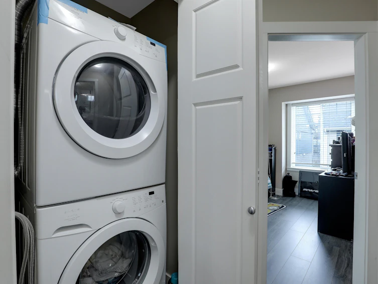87-15399 Guildford Drive Drive, Surrey, BC, V3R 7C6 - 19