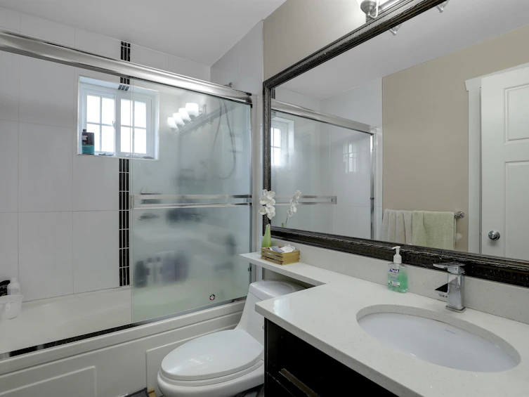 87-15399 Guildford Drive Drive, Surrey, BC, V3R 7C6 - 18