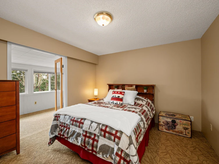 7433 Barrymore Drive, Delta, BC, V4C 6X5 - 5