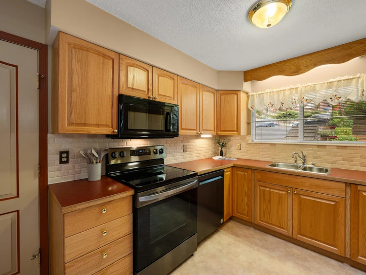 7433 Barrymore Drive, Delta, BC, V4C 6X5 - 30