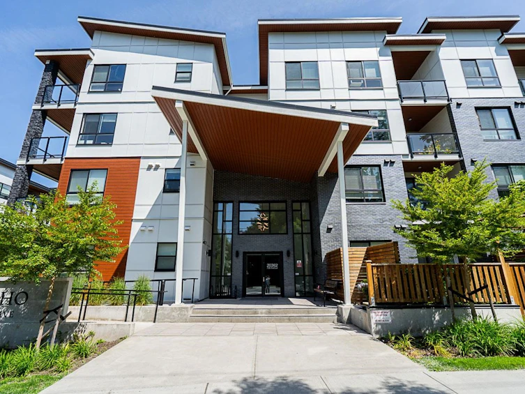 215-20362 72b Avenue, Langley, BC, V2Y 5K4 - 2