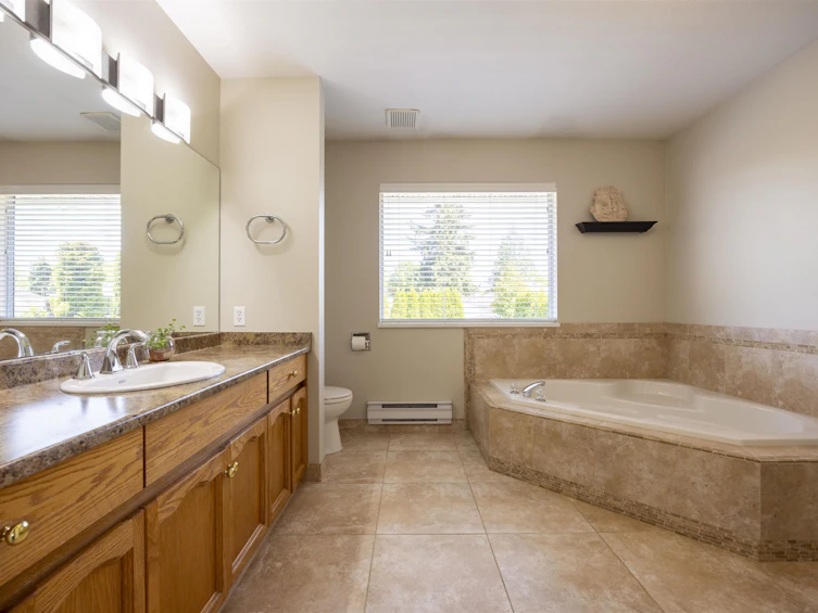 4552 217a Street, Langley, BC, V3A 9B9 - 26