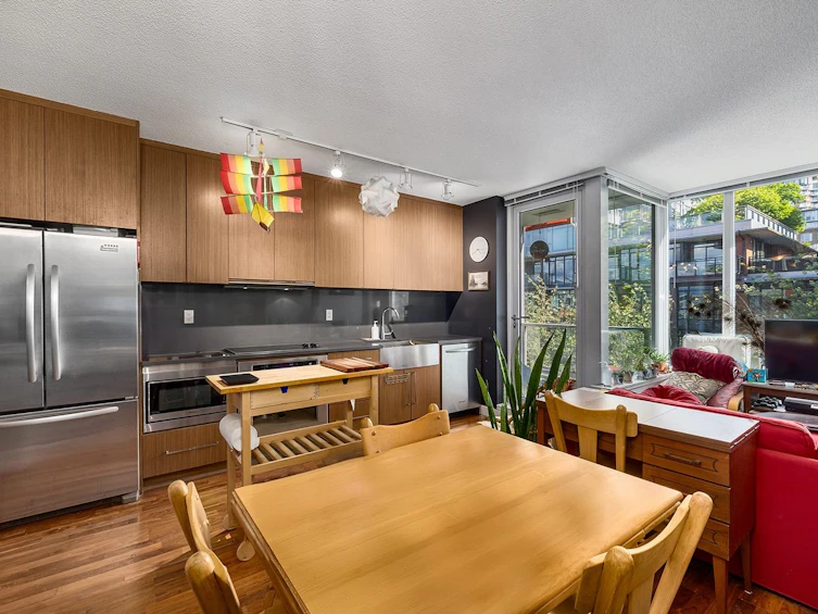 504-251 E 7th Avenue, Vancouver, BC, V5T 0B9 - 4