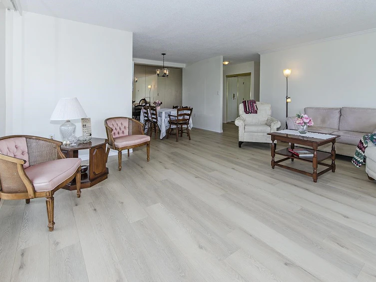 802-114 W Keith Road, North Vancouver, BC, V7N 3C9 - 6