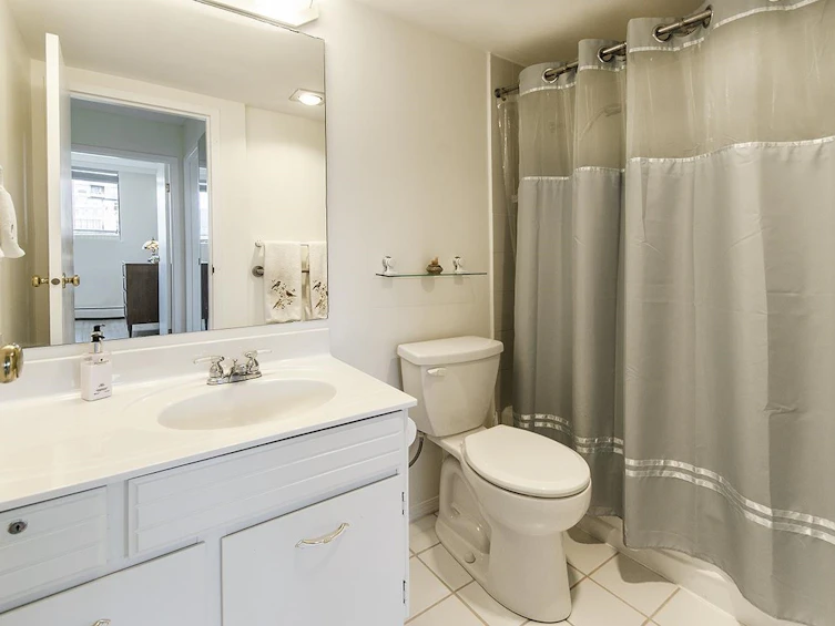 802-114 W Keith Road, North Vancouver, BC, V7N 3C9 - 19