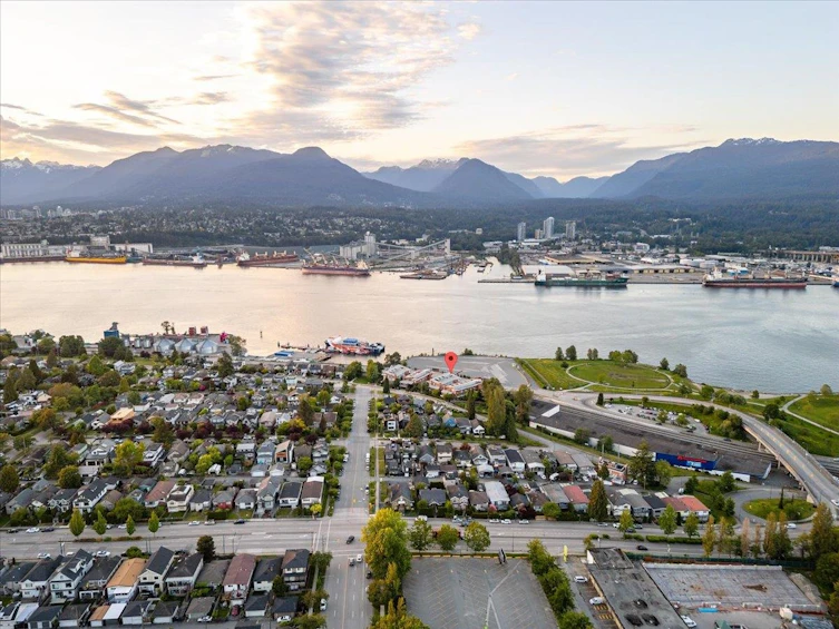 2951 Wall Street, Vancouver, BC, V5K 0A6 - 34
