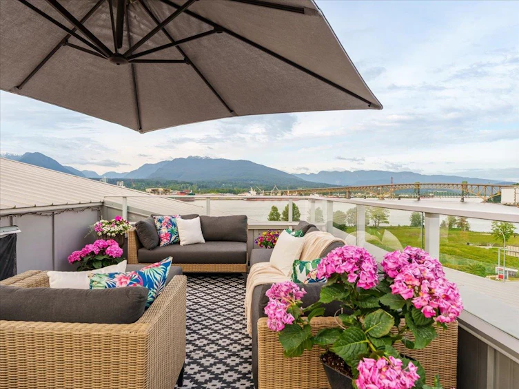 2951 Wall Street, Vancouver, BC, V5K 0A6 - 2