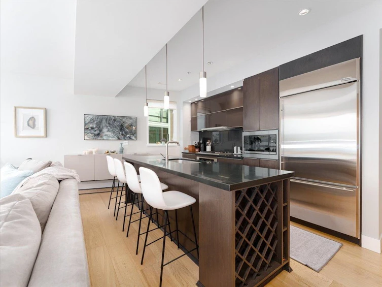 2951 Wall Street, Vancouver, BC, V5K 0A6 - 13
