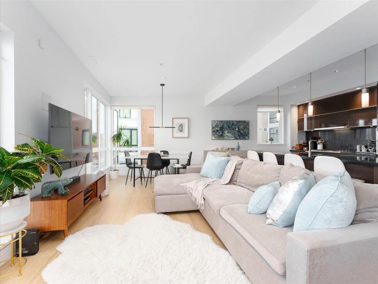 2951 Wall Street, Vancouver, BC, V5K 0A6 - 11