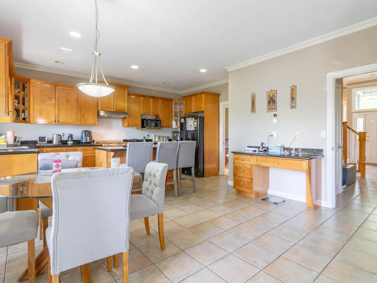 16286 80a Avenue, Surrey, BC, V4N 0J7 - 6