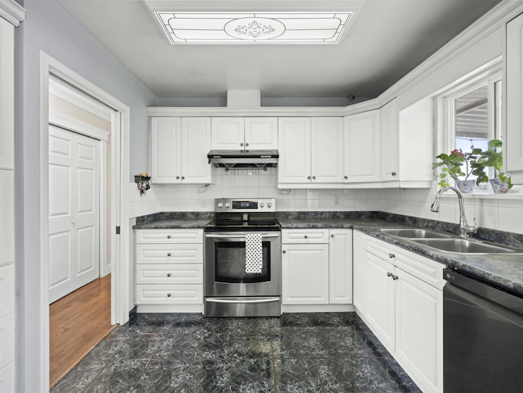 11284 77a Avenue, Delta, BC, V4C 1M4 - 7