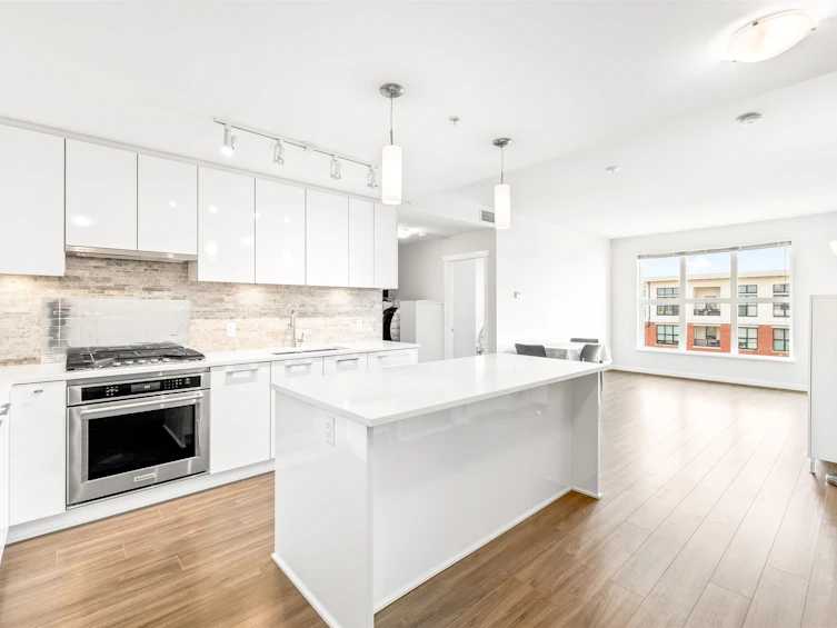 413-9500 Tomicki Avenue, Richmond, BC, V6R 0R9