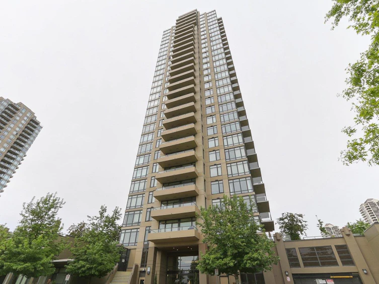 2202-2355 Madison Avenue, Burnaby, BC, V5C 0B3
