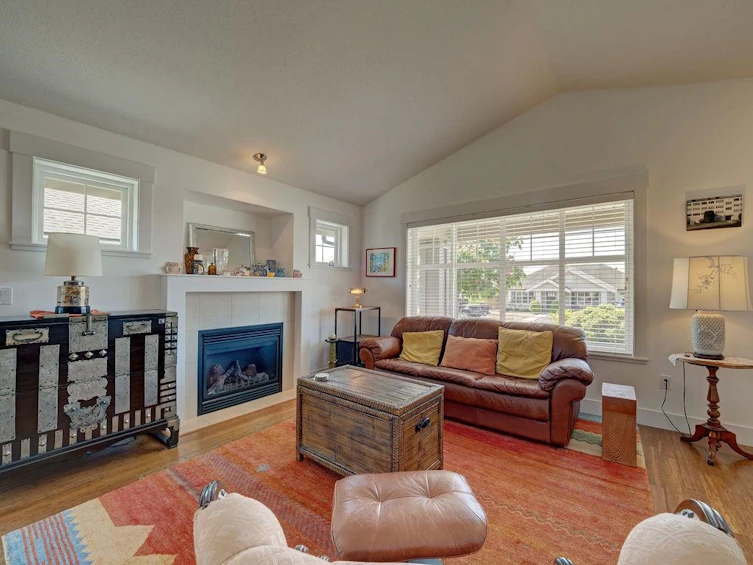6258 Kevins Road, Sechelt, BC, V7Z 0V2 - 4