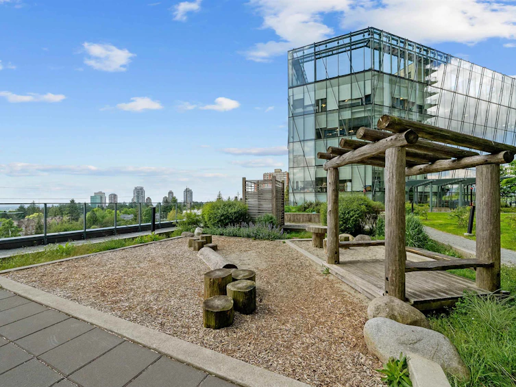 802-7388 Kingsway, Burnaby, BC, V3N 0G9 - 32