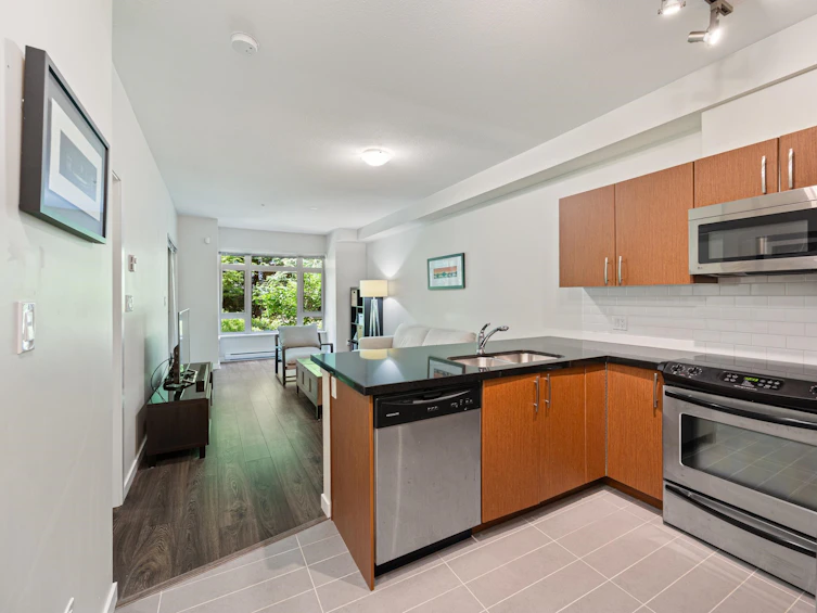 104-7337 Macpherson Avenue, Burnaby, BC, V5J 0A9 - 10