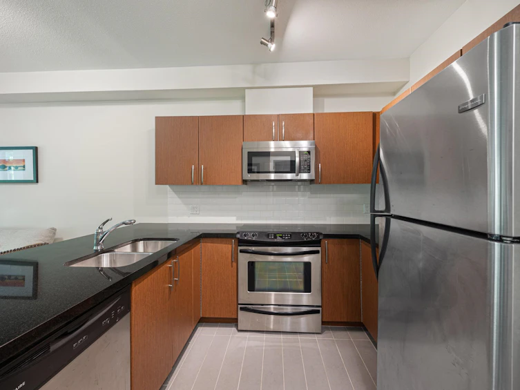 104-7337 Macpherson Avenue, Burnaby, BC, V5J 0A9 - 9