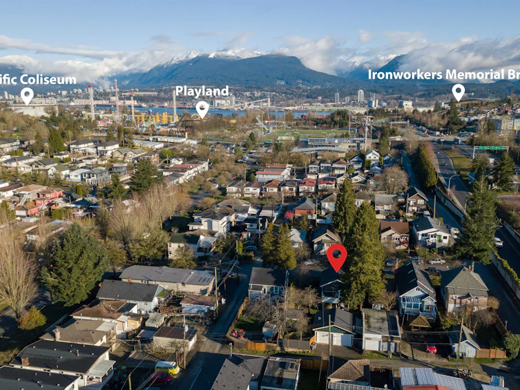 3336 E Georgia Street, Vancouver, BC, V5K 2L4 - 35