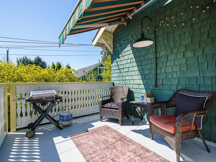 3336 E Georgia Street, Vancouver, BC, V5K 2L4 - 18