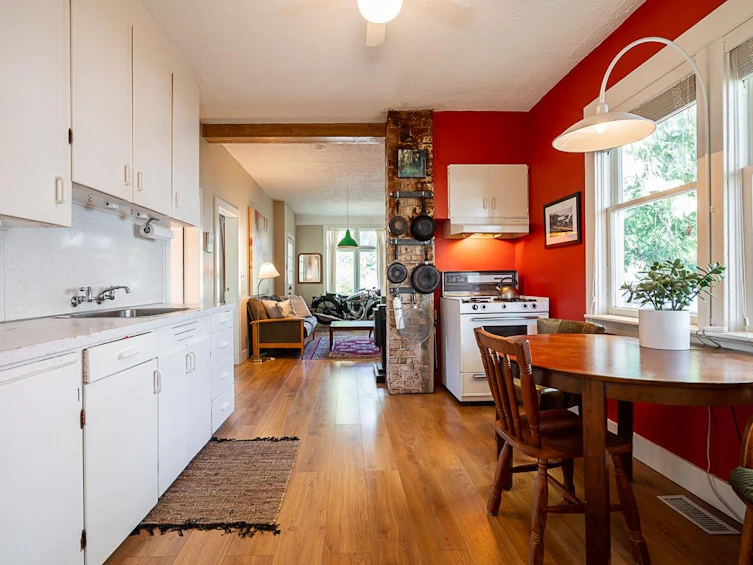 3336 E Georgia Street, Vancouver, BC, V5K 2L4 - 10