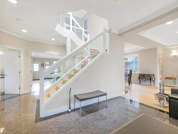 1688 W 61st Avenue, Vancouver, BC, V6P 2C3 - 13