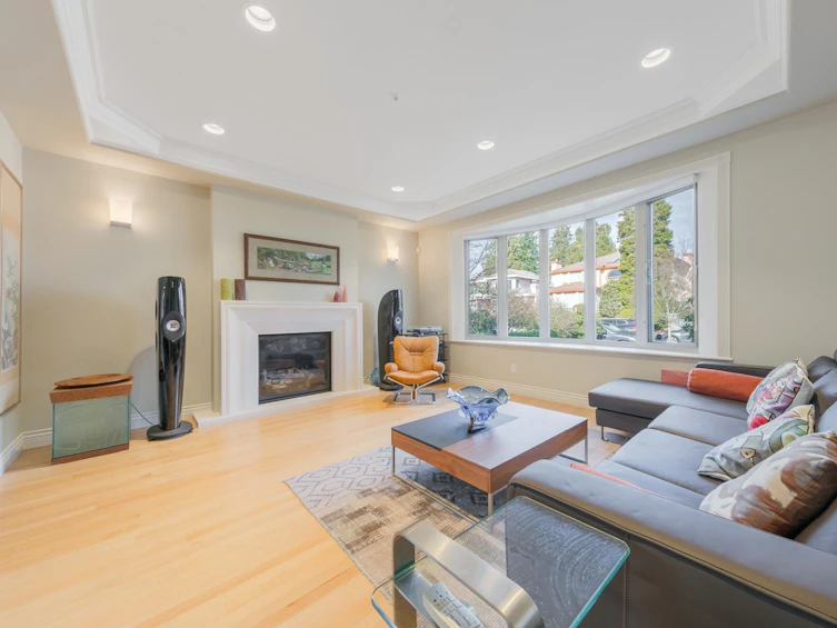 1688 W 61st Avenue, Vancouver, BC, V6P 2C3 - 10