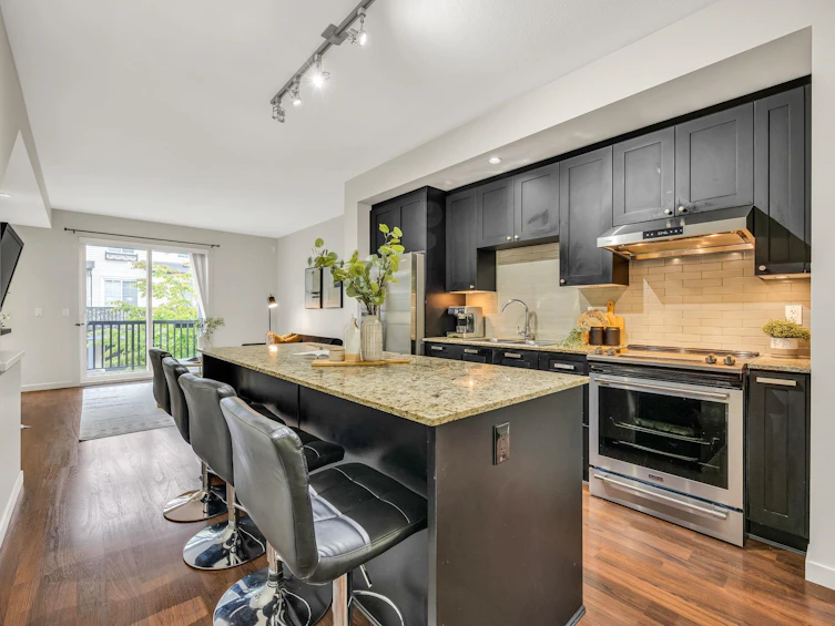 98-688 Edgar Avenue, Coquitlam, BC, V3K 0A5 - 8