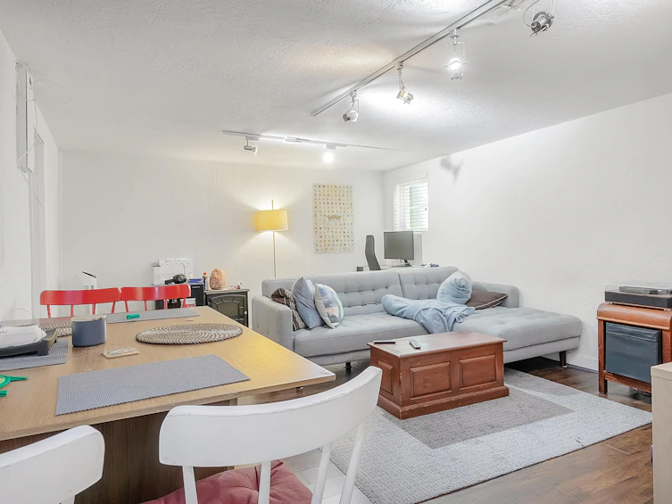 2903 W 42nd Avenue, Vancouver, BC, V6N 3G8 - 5