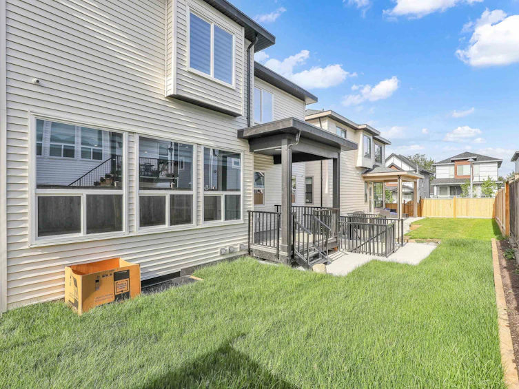 14750 62a Avenue, Surrey, BC, V3S 6N4 - 38
